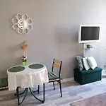 Nature Hyper Centre Apartment